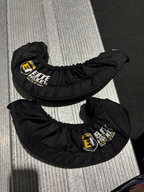 Black Skate Blade Covers (Pair)
